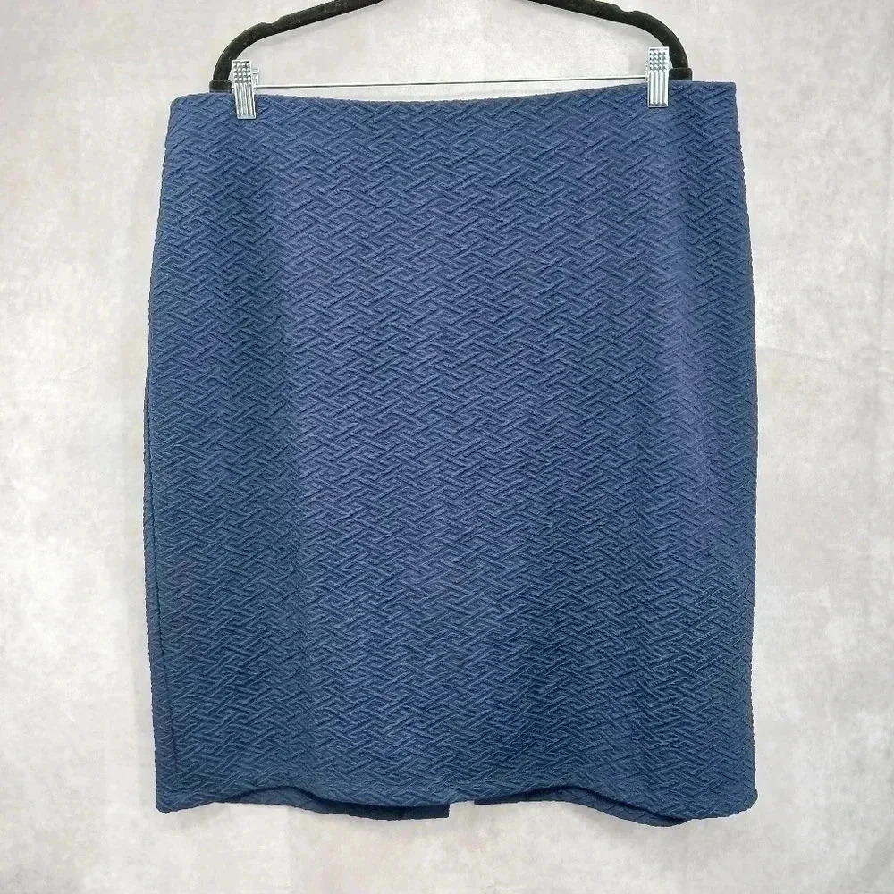 New York Clothing Co Navy Blue Short Pull On Business Casual Skirt‎ Plus 2XL
